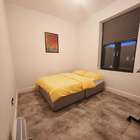 Hotel Urban Escape Ealing Londyn Zewnętrze zdjęcie