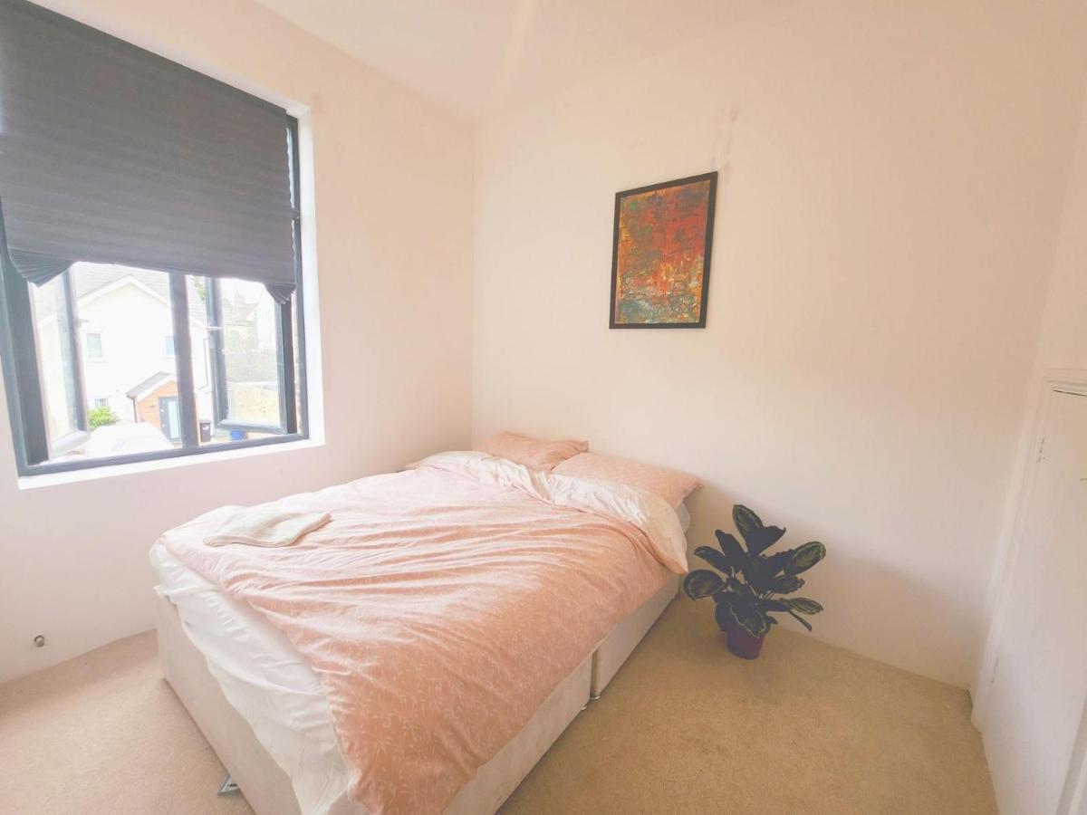 Hotel Urban Escape Ealing Londyn Zewnętrze zdjęcie