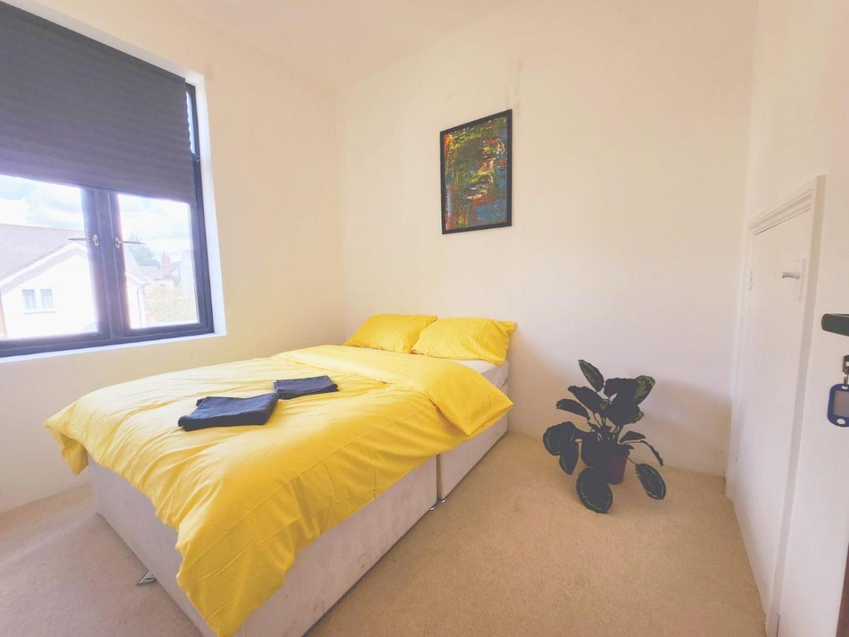 Hotel Urban Escape Ealing Londyn Zewnętrze zdjęcie