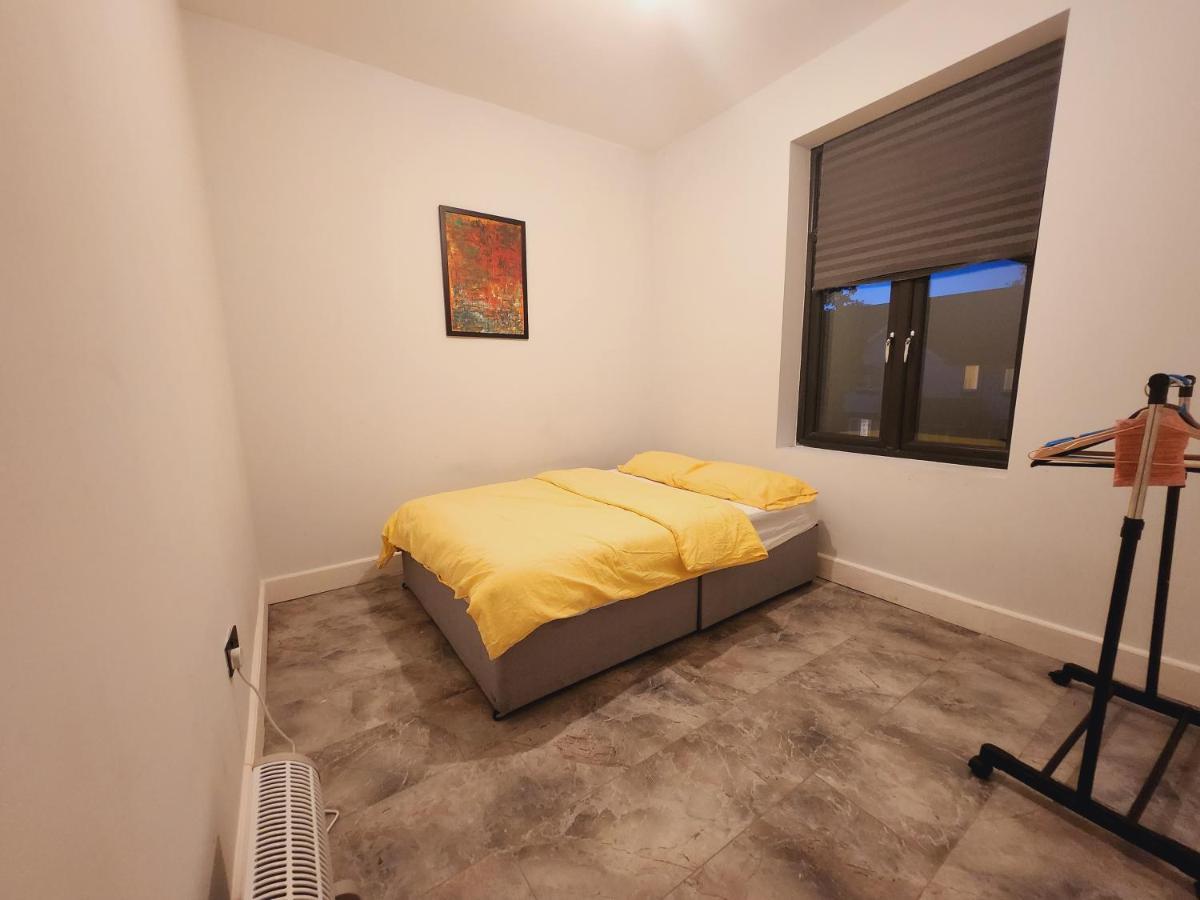 Hotel Urban Escape Ealing Londyn Zewnętrze zdjęcie