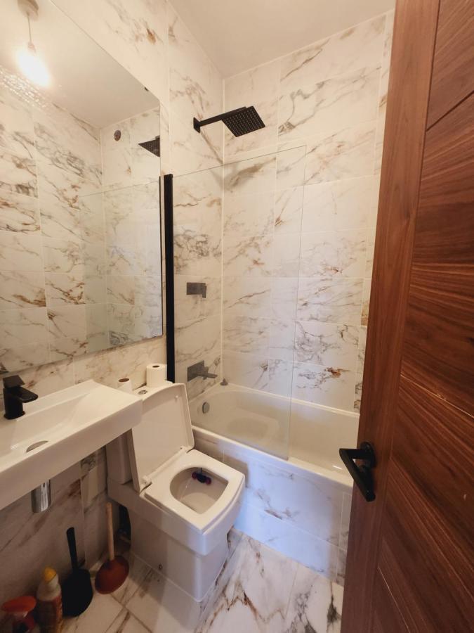 Hotel Urban Escape Ealing Londyn Zewnętrze zdjęcie